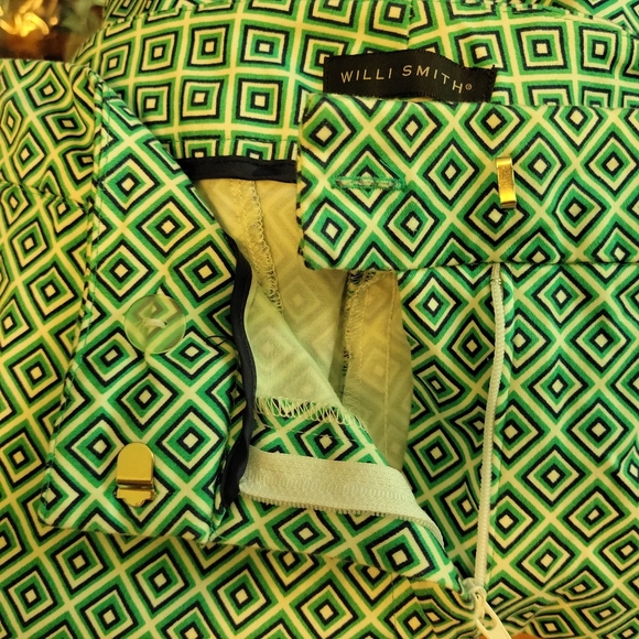 Willi Smith Green and White Bermuda Shorts with Geometric Pattern - Picture 4 of 5